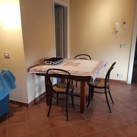 Apartment La Mansarda Di Didi *